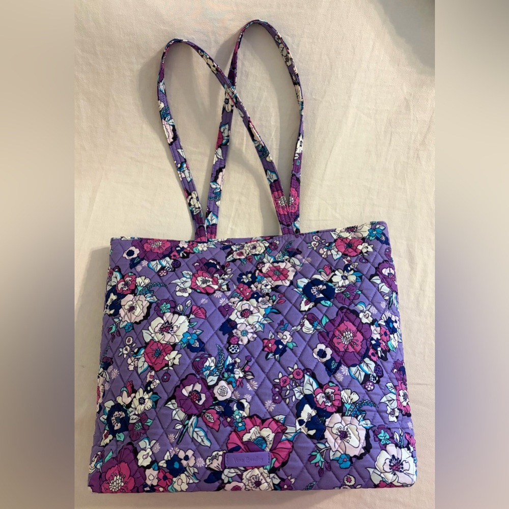 Vera Bradley Tote Bag - Purple Floral💜🤍🩷